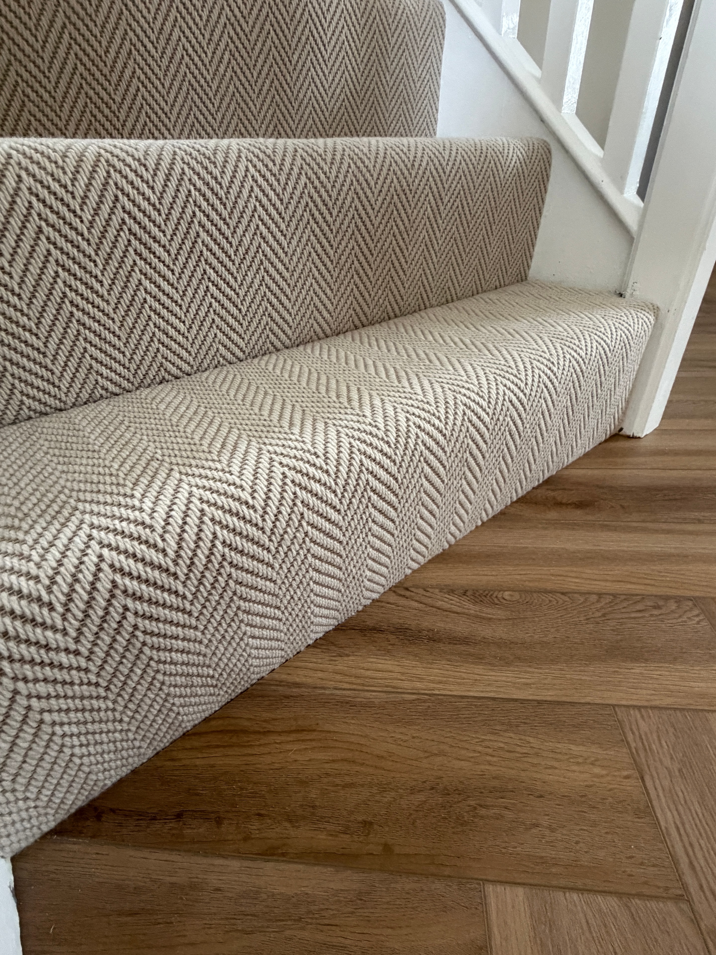 Flatweave herringbone carpet installation